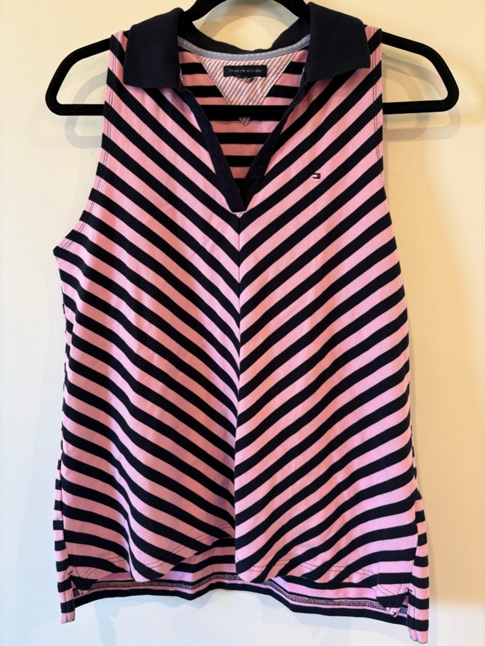 Tommy Hilfiger Pink and Navy Diagonal Stripe Sleeveless Polo Tank